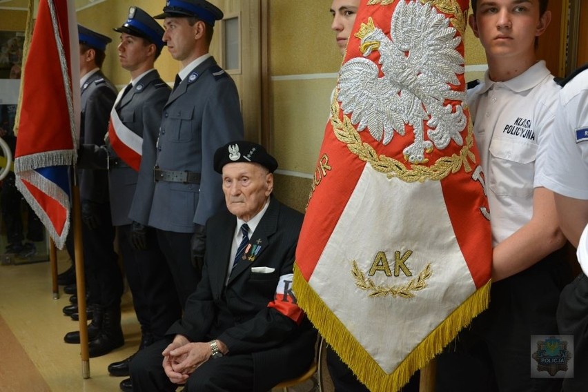 Uroczystość patriotyczna pn. „Katyń... ocalić od...