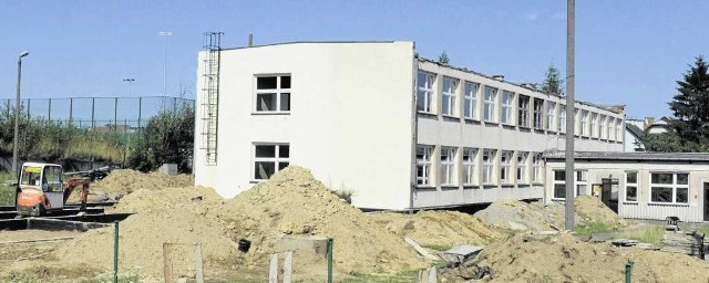 Rozbudowa szkoły na osiedlu Krzyszkowice potrwa rok i pochłonie ponad 3,6 mln zł