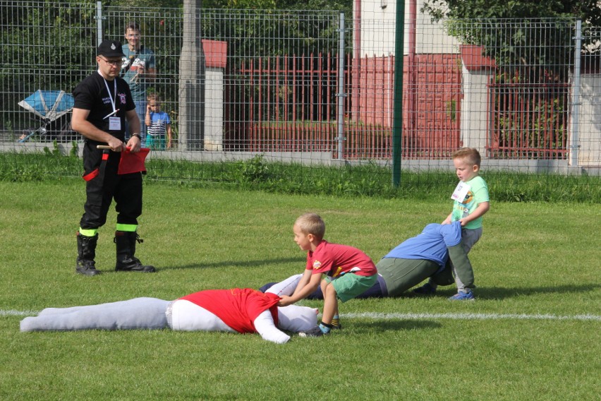 Zawody dla małych miłośników brzezińskiej straży pożarnej