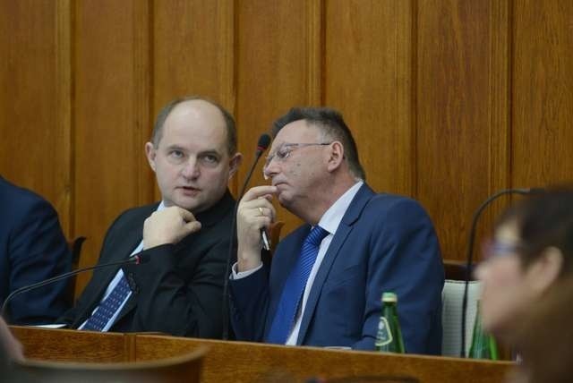 - Jako wicemarszałek reprezentuję urząd, na którego czele stoi marszałek Piotr Całbecki - podkreśla Zbigniew Ostrowski (na zdjęciu z prawej, obok Piotr Całbecki)