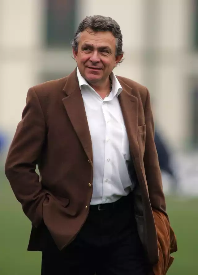 Trener piłkarski Janusz Wójcik zmarł w wieku 64 lat.