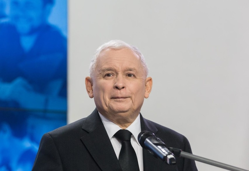 Liderem nieufności jest Jarosław Kaczyński. To wobec niego...