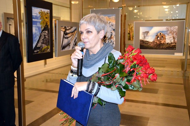 Alicja Czajkowska-Chmielewska w grudniu ubiegłego roku na otrwaciu wystawy fotografii w Galerii Tło