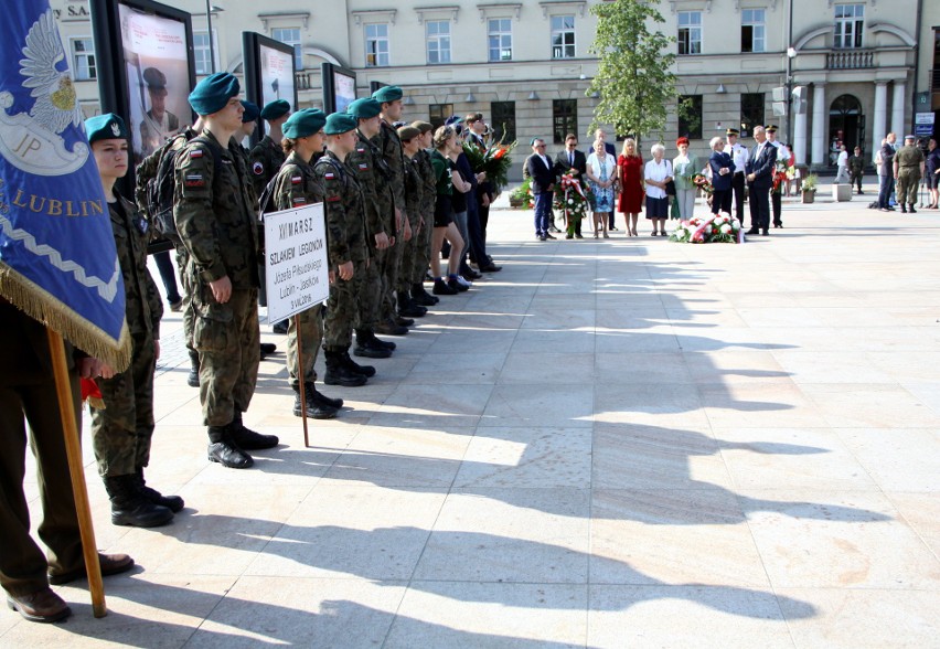 Legioniści Piłsudskiego wyruszyli na Jastków (ZDJĘCIA)