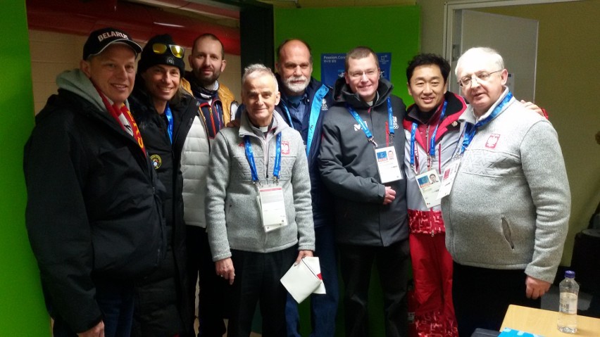 Modlitwa i rozmowy z olimpijczykami. Wyjątkowe zdjęcia z igrzysk w Pjongczang