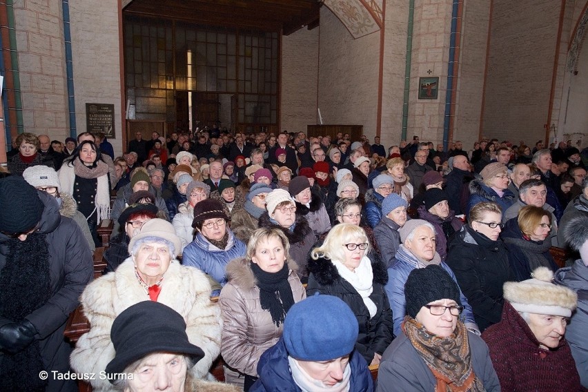 Stargard bez prezydenta. Ostatnie pożegnanie: msza w kolegiacie, kondukt żałobny, pogrzeb [zdjęcia]