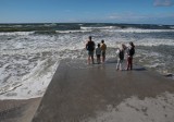 Morze zabrało plażę w Pogorzelicy. Sprawdźcie te wyjątkowe zdjęcia znad Morza Bałtyckiego