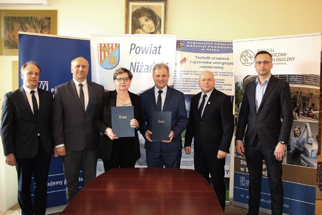 Po podpisaniu porozumienia o współpracy między Politechniką Rzeszowską i niżańskim elektrykiem