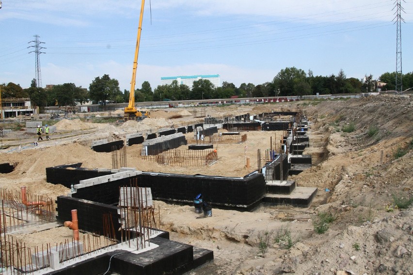 Budowa stadionu Widzewa. Do końca roku będą gotowe trzy zadaszone trybuny