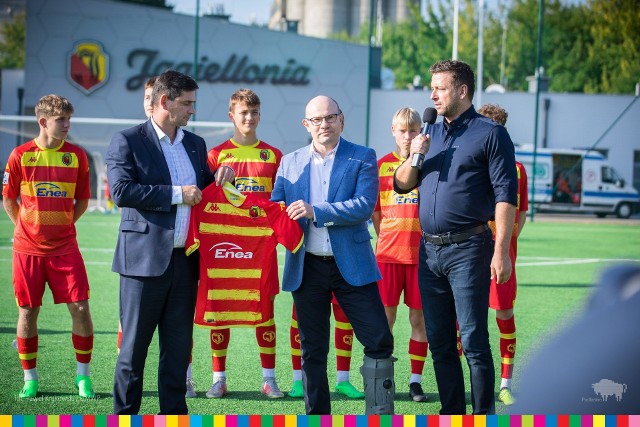 Jagiellonia Białystok ma nowego sponsora. Podlaski Piknik Rodzinny i Turniej Piłkarski o Puchar Marszałka Województwa