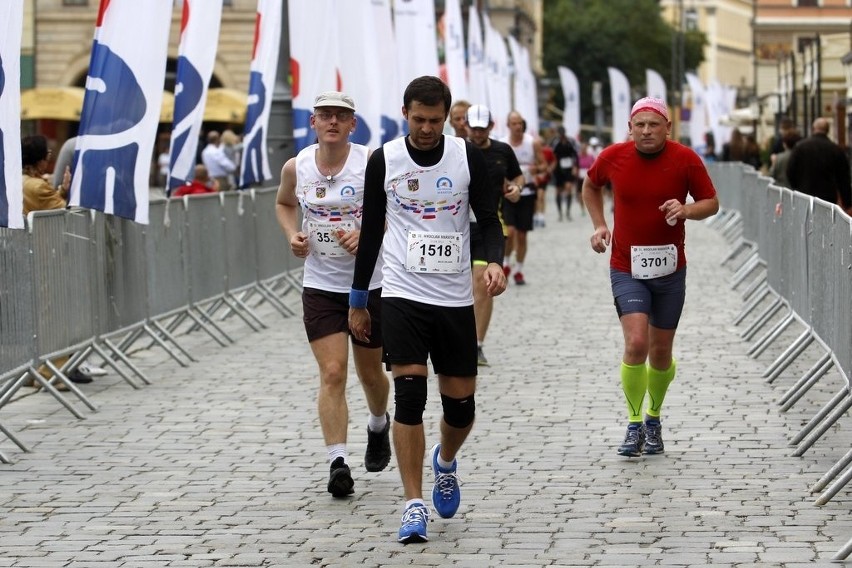 Maraton Wrocław - ZDJĘCIA - zawodnicy z numerami 1401 - 1600