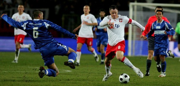 Szczecin zawsze był dobrym miejscem do rozgrywania spotkań kadry. Być może kolejne odbędzie się w 2010 roku, niekoniecznie z udziałem Jacka Krzynówka (przy piłce).