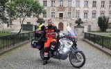 Policjant z Leszna stracił w wypadku motoambulans. Jego przyjaciele założyli zbiórkę