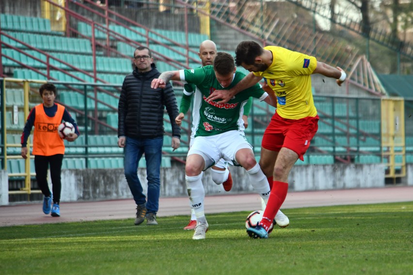 3 liga. Drugi wyjazd, drugi remis lidera. Legionovia dwukrotnie wyrównała i utrzymała stratę do Sokoła