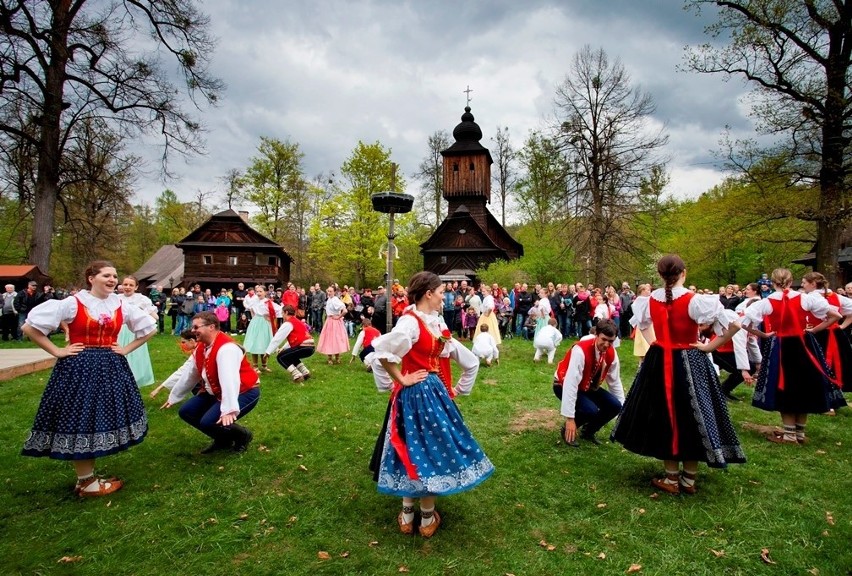 Symbolami Wielkanocy w Czechach są nie tylko pisanki, ale także rózgi. Chłosta zapewnia zdrowie i urodę