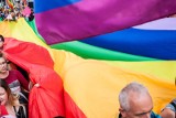 W szkołach w Poznaniu nie ma dyskryminacji młodzieży LGBT+? O tym przekonuje prezydenta Robert Gaweł, wielkopolski kurator oświaty