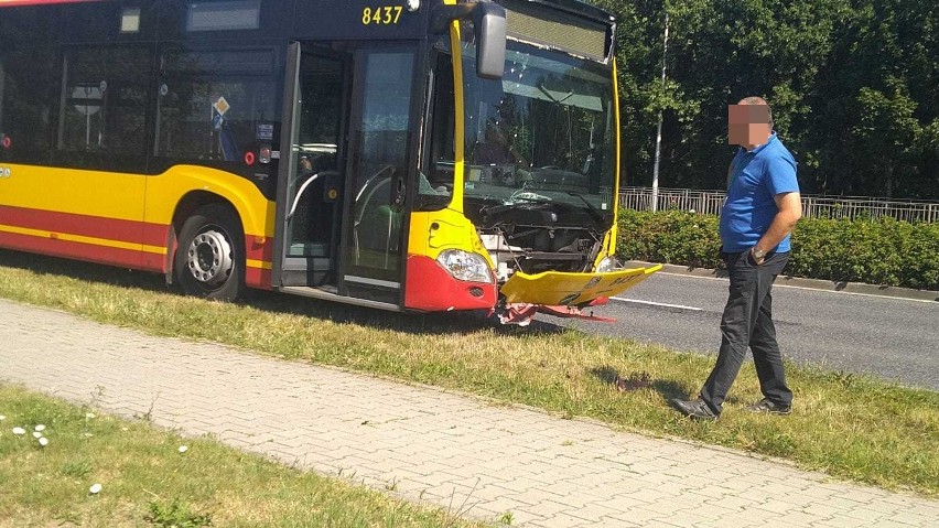 Wypadek na Granicznej. Autobus MPK potrącił rowerzystów