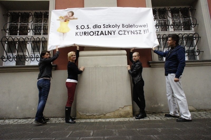 Szkoła Baletowa rozpoczęła protest przeciwko żądaniom...