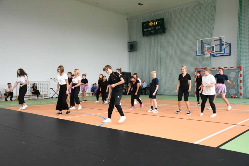 Otwarcie sali gimnastycznej SOSW w Zagorzycach