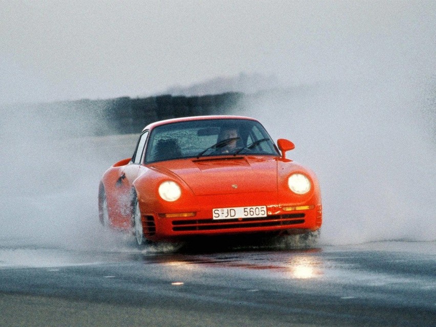 Porsche 959...