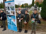 Świąteczne  kwesty na opolskich cmentarzach. Wolontariusze zbierają pieniądze na szczytne cele