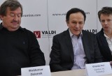 Nowy dyrektor z Włoch ma zbawić fabrykę Valdi Ceramica w Stąporkowie. Sprawdź, kim jest