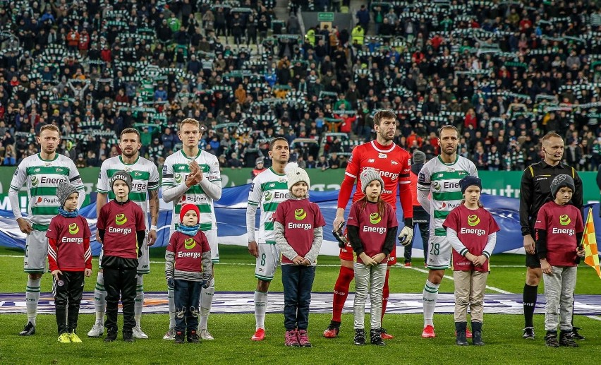 Lechia Gdańsk ścina budżet! Klub spłaca zaległości wobec piłkarzy i wdraża w życie plan oszczędnościowy