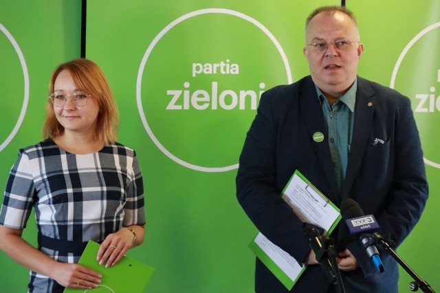 W Łodzi przez weekend obecni są m.in. przewodnicząca partii - Małgorzata Tracz - oraz przewodniczący: Wojciech Kubalewski.
