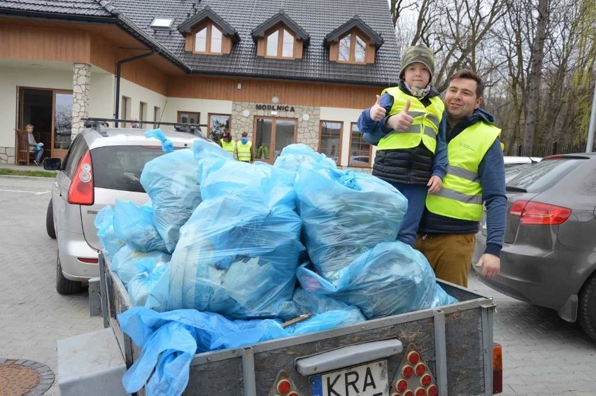 Wielka akcja sprzątania wiosek w gminie Wielka Wieś