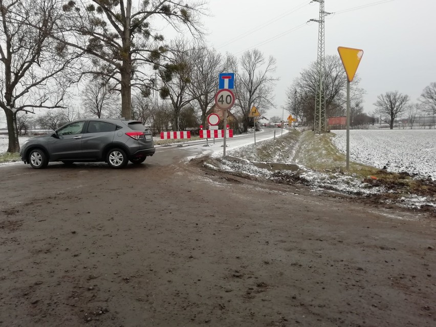 Ważny dojazd do Wrocławia zablokowany. Trwają prace na torach