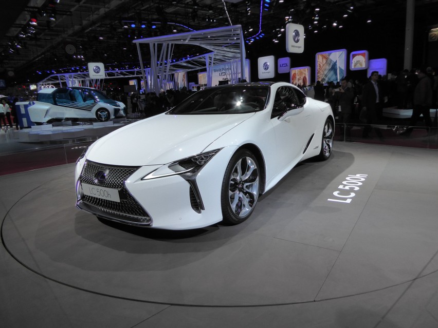 Lexus LC500h...