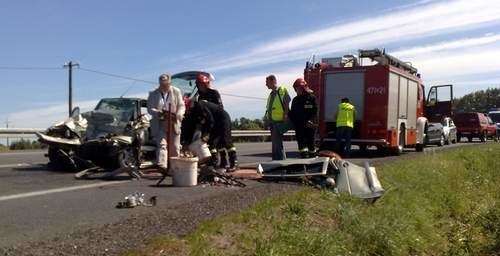Wypadek. W Pogorzelicach, na drodze między Słupskiem a Lęborkiem, doszło do śmiertelnego wypadku.