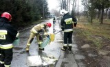 Szejkanat Nowy Sącz. Strażacy pięć godzin usuwali olej z nawierzchni ulic