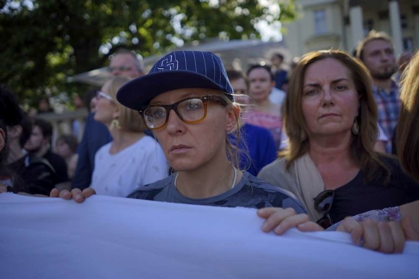 Milczący protest w Poznaniu