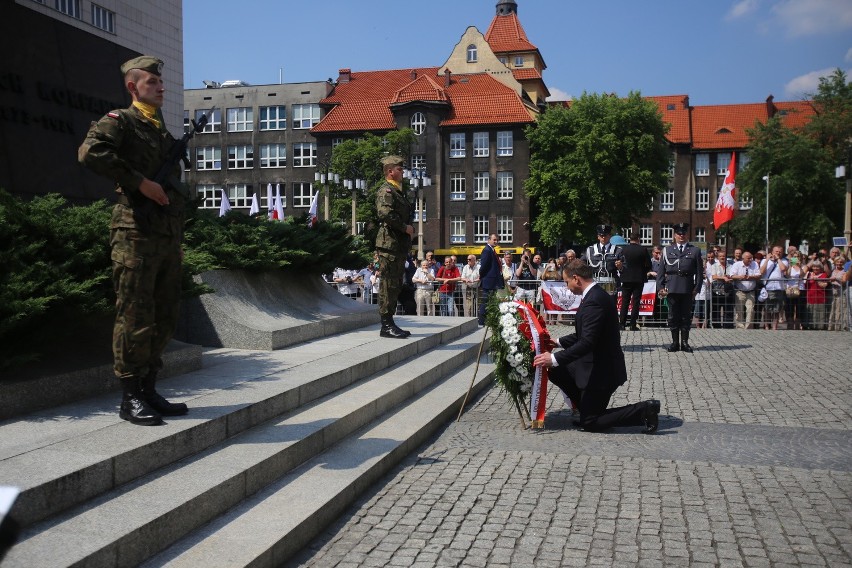 Prezydent oddał hołd bohaterom polskiego Śląska, Wojciechowi...