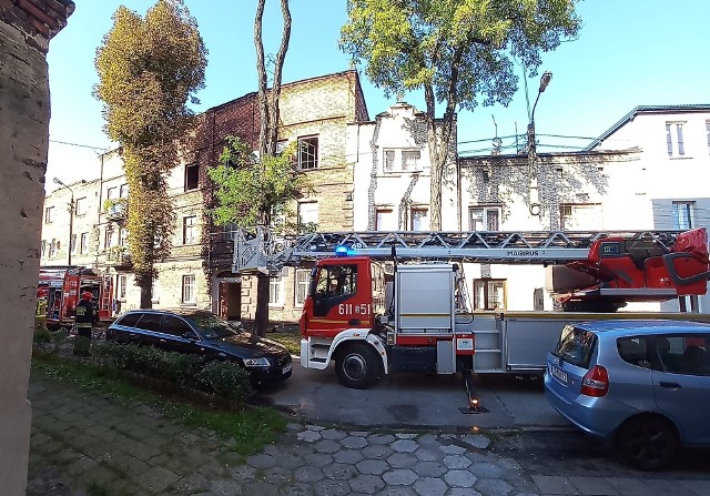 Pożar w mieszkaniu w Sosnowcu. Cztery osoby - w tym dwójka dzieci - zostały umieszczone w lokalu zastępczym