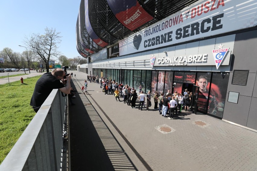 22.04.2023 r. Igor Angulo spotkał się z kibicami Górnika...