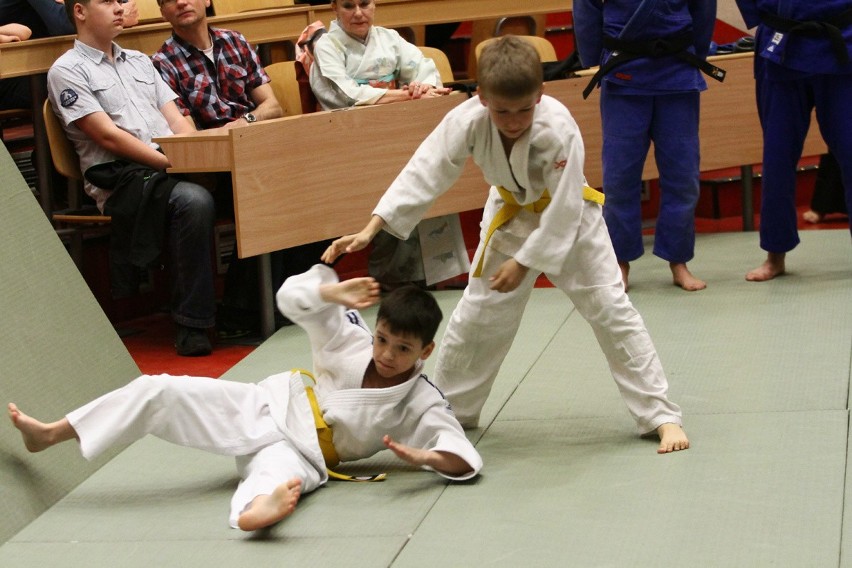 Dni Japońskie na Uniwersytecie Łódzkim. Pokazy judo i jiu jitsu [ZDJĘCIA]
