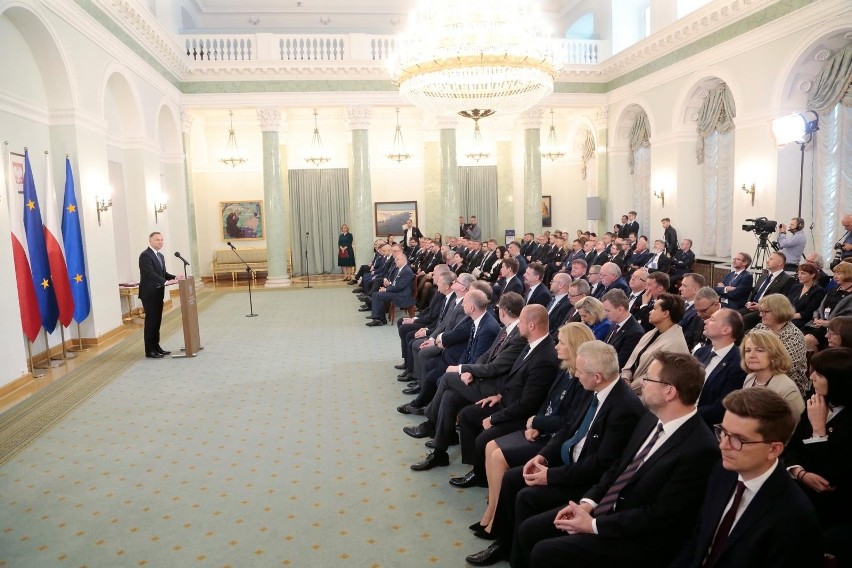 Prezydent Andrzej Duda: Trzeba tak dokręcić śrubę, tak pomóc Ukrainie, by Putin prosił o rozmowę