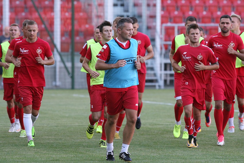 Oficjalnie. Zmiana trenera w Widzewie. Marcin Broniszewski poprowadzi Widzew