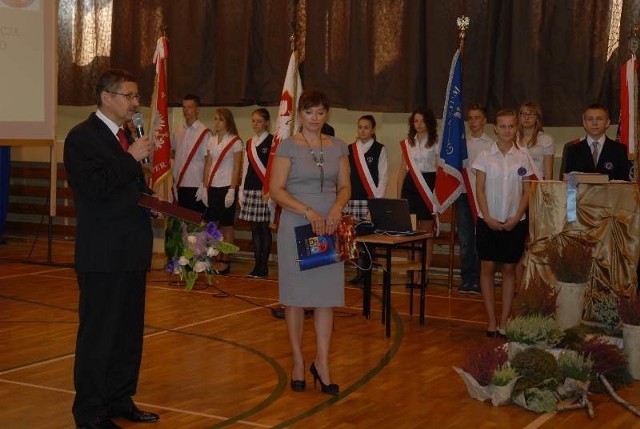 W tym roku miejska inauguracja roku szkolnego odbyła się w Gimnazjum nr 4. Uczestniczył w niej prezydent Głogowa.