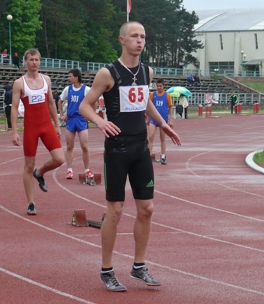 Paweł Switek z Żaczka Połaniec pewnie wygrał bieg na 600 metrów na Mistrzostwach Polski Młodzików w Słubicach.