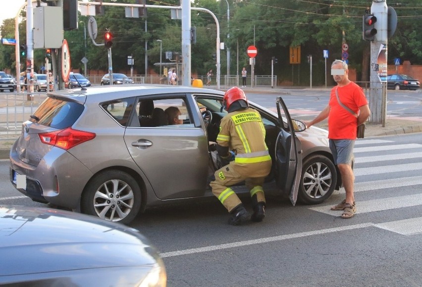 Wypadek na ul. Sienkiewicza we Wrocławiu 16.08.2022