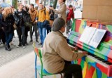 W ramach akcji „Graj Na Mnie, Jestem Twój!” w Grajewie ustawiono publiczne pianino