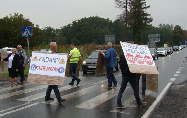 Protest mieszkańców na drodze wojewódzkiej 948