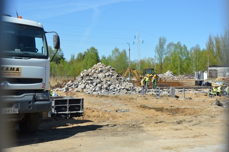 Roboty już się rozpoczęły. Hala ma być gotowa w listopadzie...