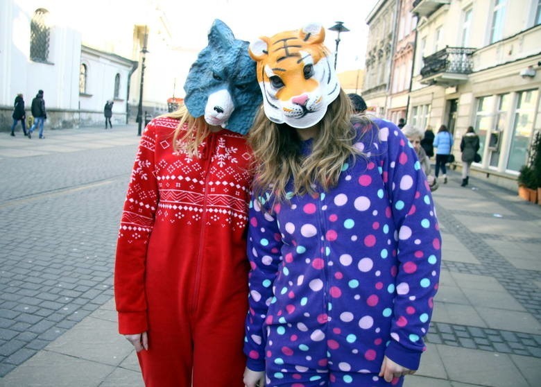 Parada promująca XII edycję Festiwalu Teatralnego...