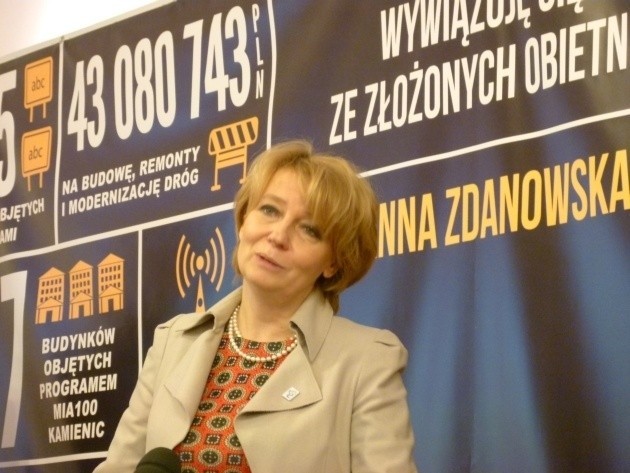 Hanna Zdanowska jest pierwszą kobietą na stanowisku...