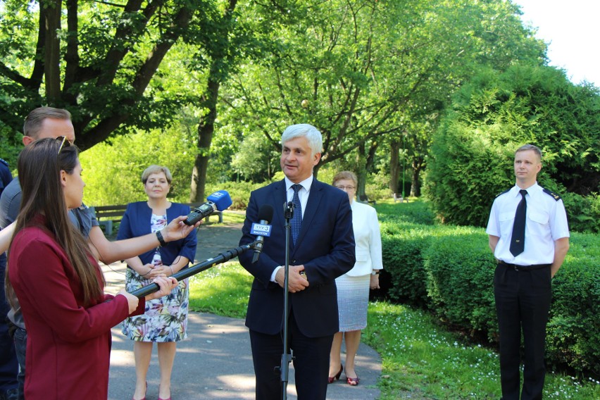 Bezpieczne Wakacje 2020. Kończy się rok szkolny. Tym razem wypoczynek dzieci i młodzieży będzie pod jeszcze większą kontrolą 