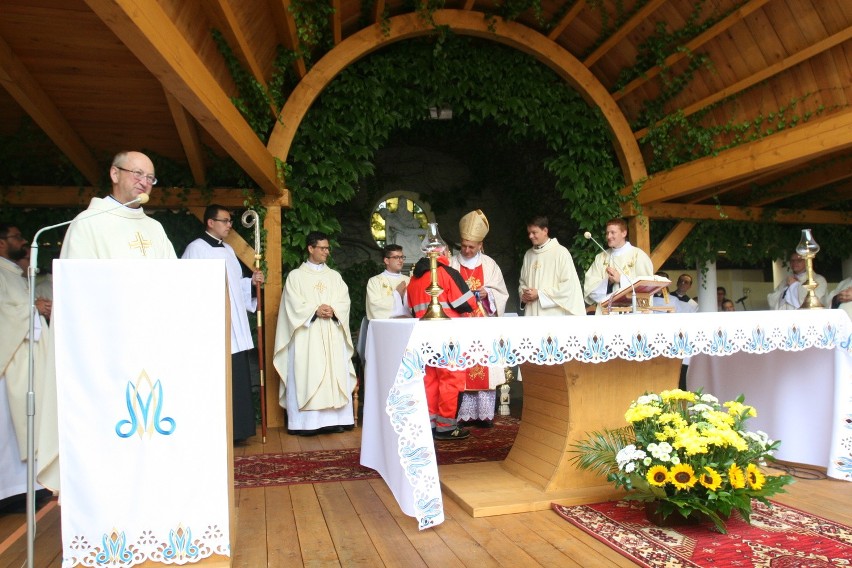 Wyruszyła 25. Piesza Pielgrzymka Diecezji Bielsko-Żywieckiej na Jasną Górę 2016 [ZDJĘCIA]